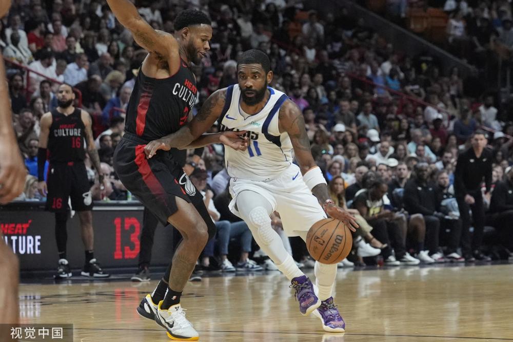 的口吻说道 的口吻说道